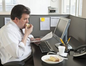 هنگام كار چه چيزهايي بايد بخوريد؟