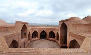 کاروان سرای جاده ابریشم