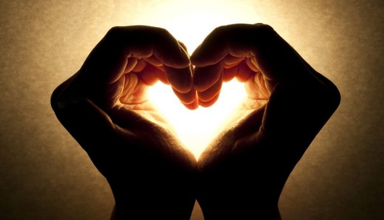 چه کنیم انسانها همدیگر را بیشتر دوست داشته باشند