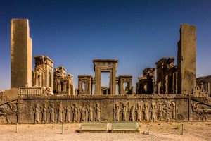 مشخصات شیوه معماری پارسی